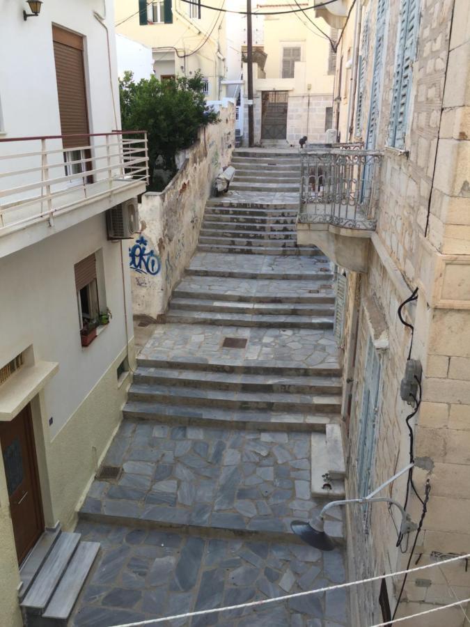 1872 - Agnes, Cozy Stony Apartment With Balcony Ερμούπολη Εξωτερικό φωτογραφία